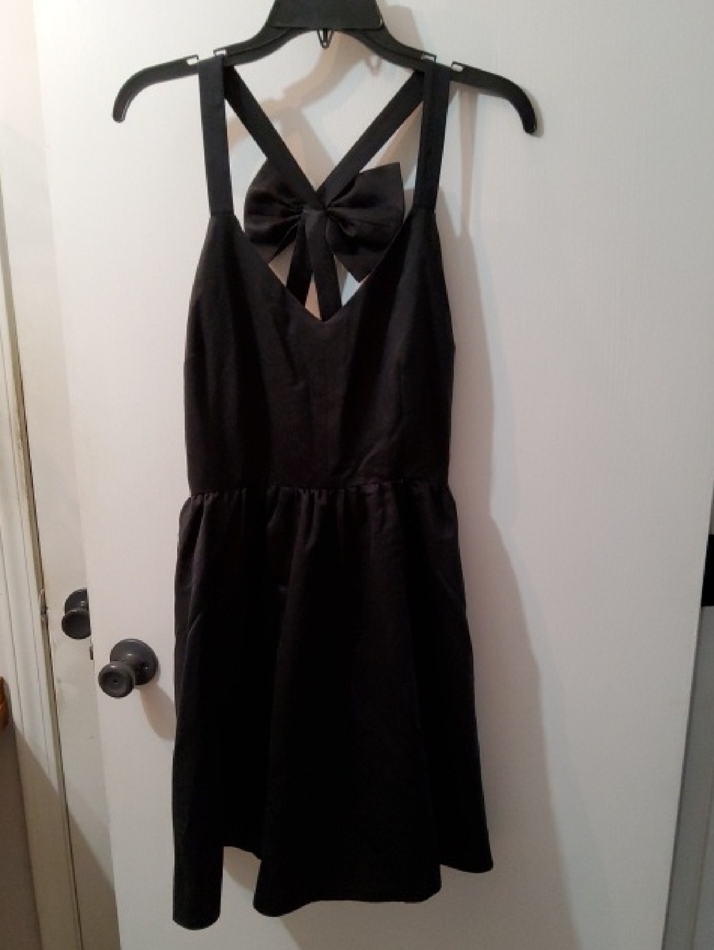 Vineyard Vines Black Sleeveless Mini Dress with Back Bow Detail